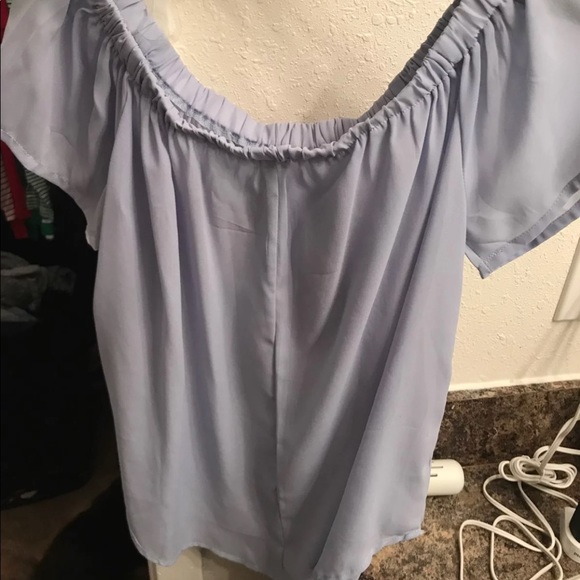 Off the shoulder top - Picture 2 of 2
